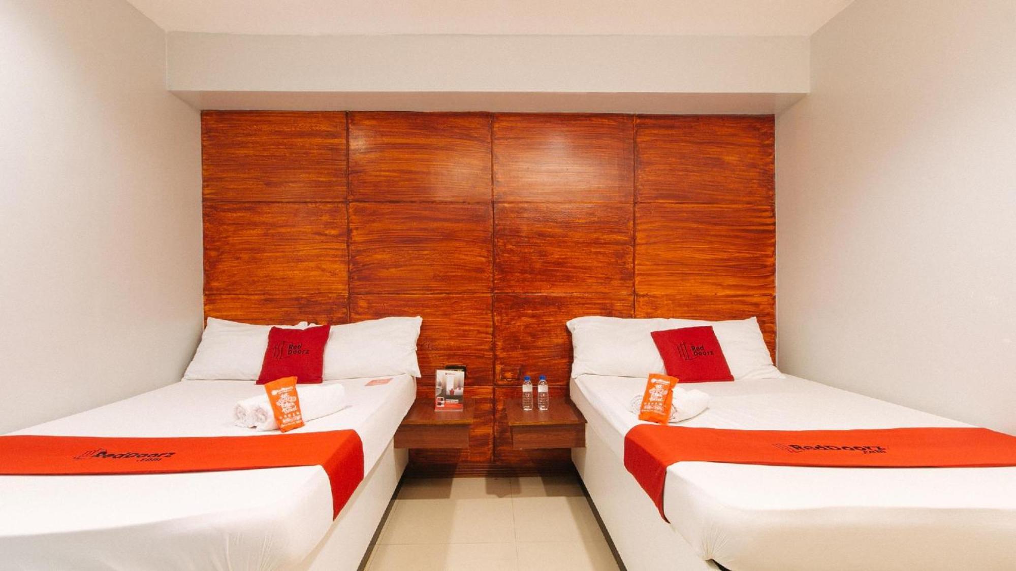 Reddoorz At Homa Resort Hotel Santiago  Екстер'єр фото
